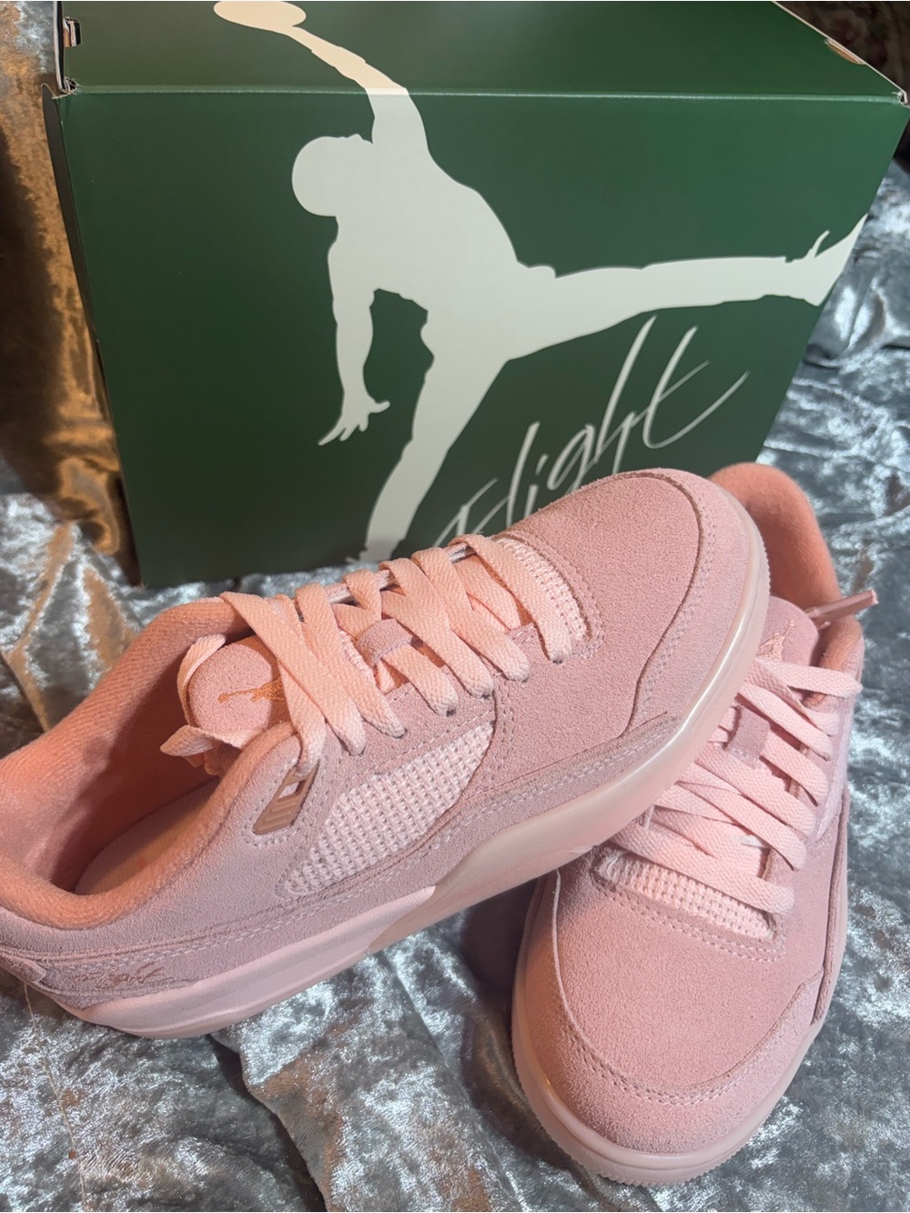 Jordan Flight Court Color Atmosphere/Light Madder Root